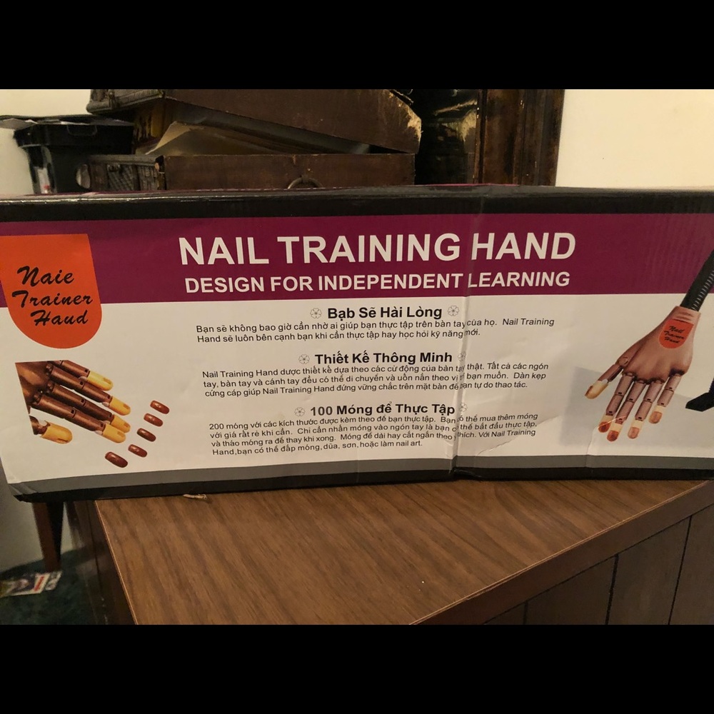Training nail hand